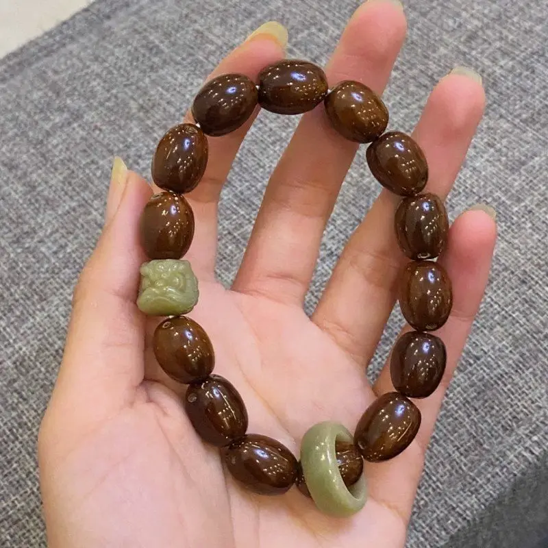 Handmade purple gold mouse with milk green Bodhi root lion running ring to play with hand jewelry gift Wenwan bracelet
Handmade purple gold mouse with milk green Bodhi root lion running ring to play with hand jewelry gift Wenwan bracelet
