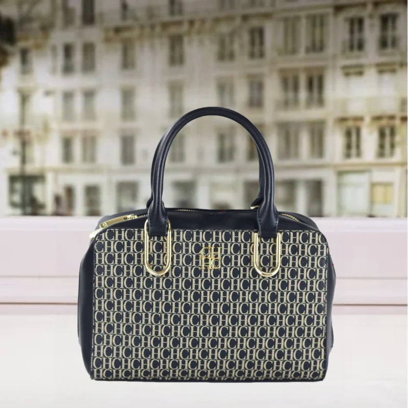 CHCH Женская сумка с буквенным принтом, модная сумка с алфавитом, мягкий материал из искусственной кожи, классическая ретро-сумка-подушка bolsos mujer
CHCH Женская сумка с буквенным принтом, модная сумка с алфавитом, мягкий материал из искусственной кожи, классическая ретро-сумка-подушка bolsos mujer