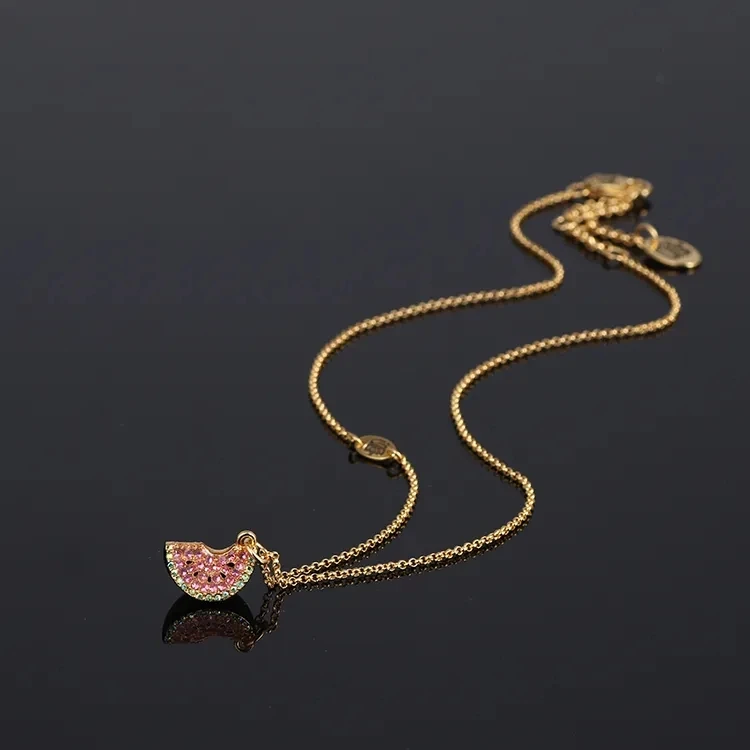Fresh Sweet Fully Inlaid Zircon Niche Design Watermelon Shaped Collarbone Chain Necklace for Girls Simple Personalized Neckchain
Fresh Sweet Fully Inlaid Zircon Niche Design Watermelon Shaped Collarbone Chain Necklace for Girls Simple Personalized Neckchain