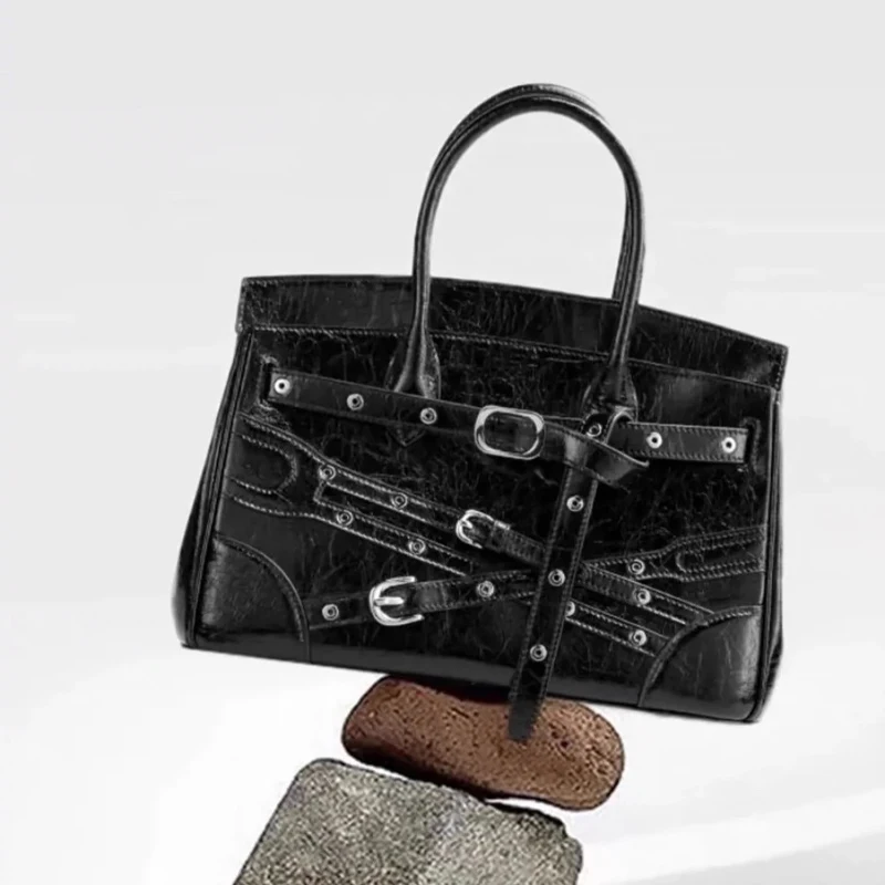 Handbags for Women Luxury Design Large Capacity PU Leather Tote Bag 2024 Fashion Trend Crossbody Bag Style Shoulder Bag Wallet
Handbags for Women Luxury Design Large Capacity PU Leather Tote Bag 2024 Fashion Trend Crossbody Bag Style Shoulder Bag Wallet