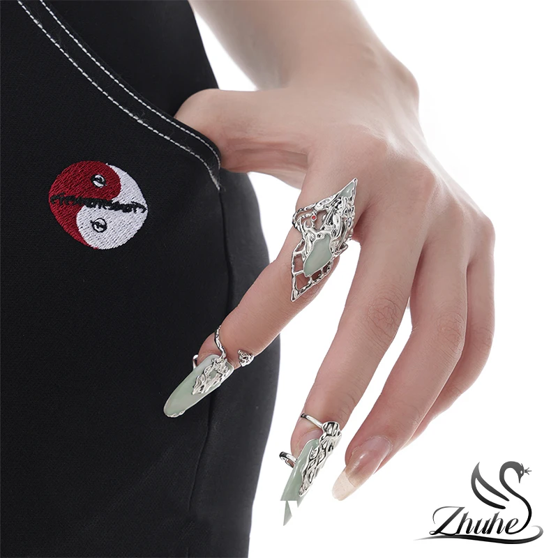 ZHUHE Greenstone Ring Neo-Gothic Style For Women's Copper Alloy Jewelry Jewelry Party Gifts
ZHUHE Greenstone Ring Neo-Gothic Style For Women's Copper Alloy Jewelry Jewelry Party Gifts