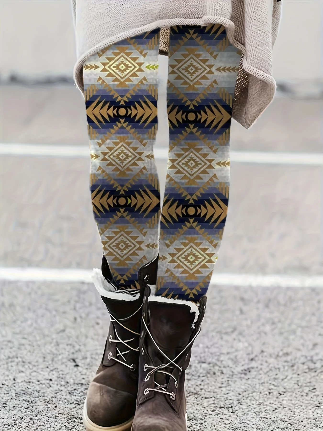 Women's Threaded Bottom Pants Casual Loose Fit High Waist Trousers for plus Size Ladies
Women's Threaded Bottom Pants Casual Loose Fit High Waist Trousers for plus Size Ladies