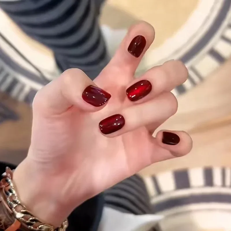 24 Pcs Girls Acrylic Fake Press on Nails with Glue Stick-on Nails Solid Color Cat Eye Short Red Removable Adhesive False Nails
24 Pcs Girls Acrylic Fake Press on Nails with Glue Stick-on Nails Solid Color Cat Eye Short Red Removable Adhesive False Nails