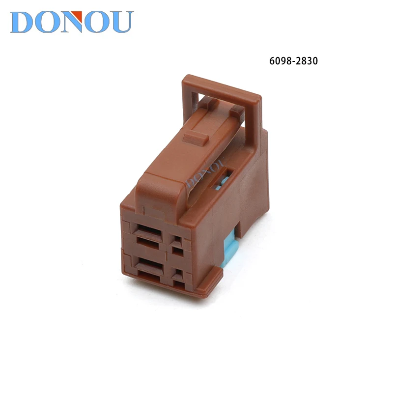 6098-2830 Car seat lift motor 4-hole plug DJ7042-0.6-2.8-21 wiring harness connector
6098-2830 Car seat lift motor 4-hole plug DJ7042-0.6-2.8-21 wiring harness connector