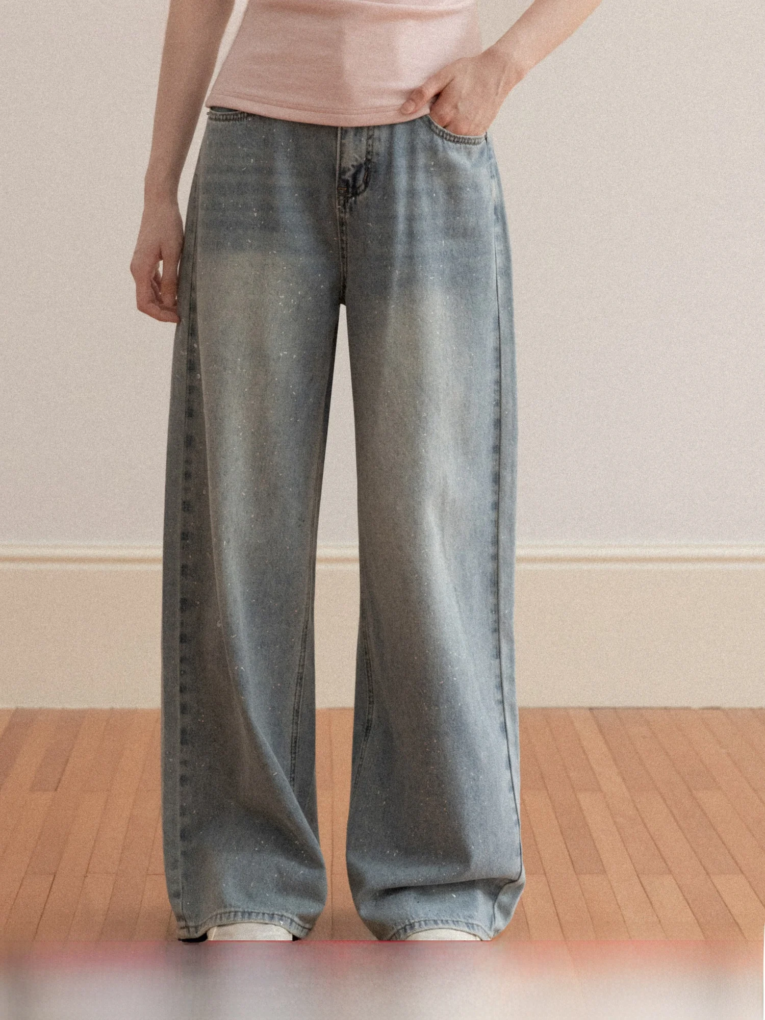 Retro Light Blue Rhinestone High Waist Slim Wide Leg Jeans Women's Straight Cut Summer Casual High Waist Jeans Breathable
Retro Light Blue Rhinestone High Waist Slim Wide Leg Jeans Women's Straight Cut Summer Casual High Waist Jeans Breathable