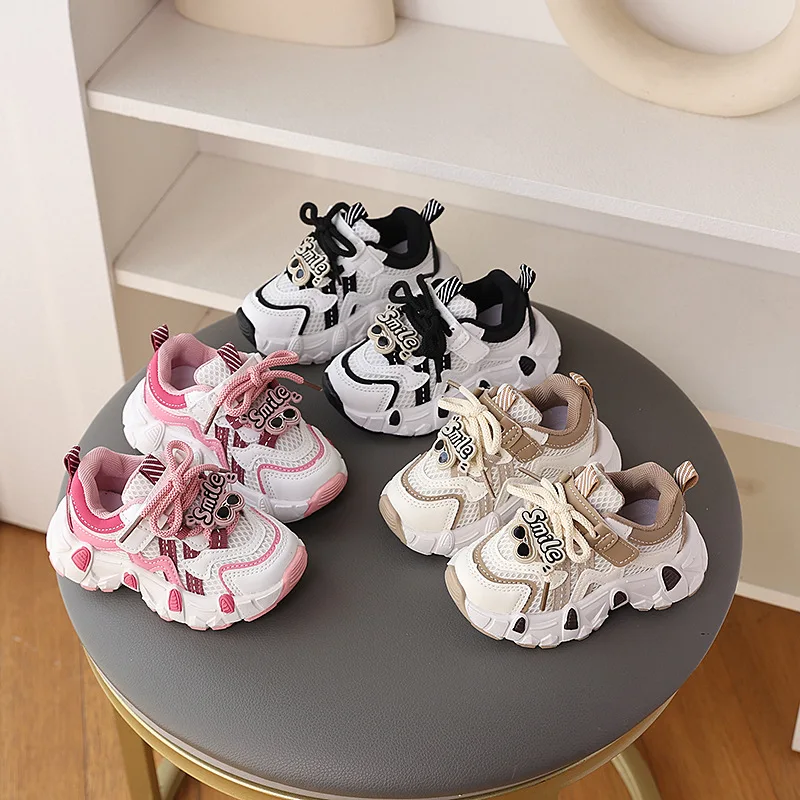 NEW Anti-slip children's running shoes with good breathability and good perspiration effect for outdoor sports and play
NEW Anti-slip children's running shoes with good breathability and good perspiration effect for outdoor sports and play