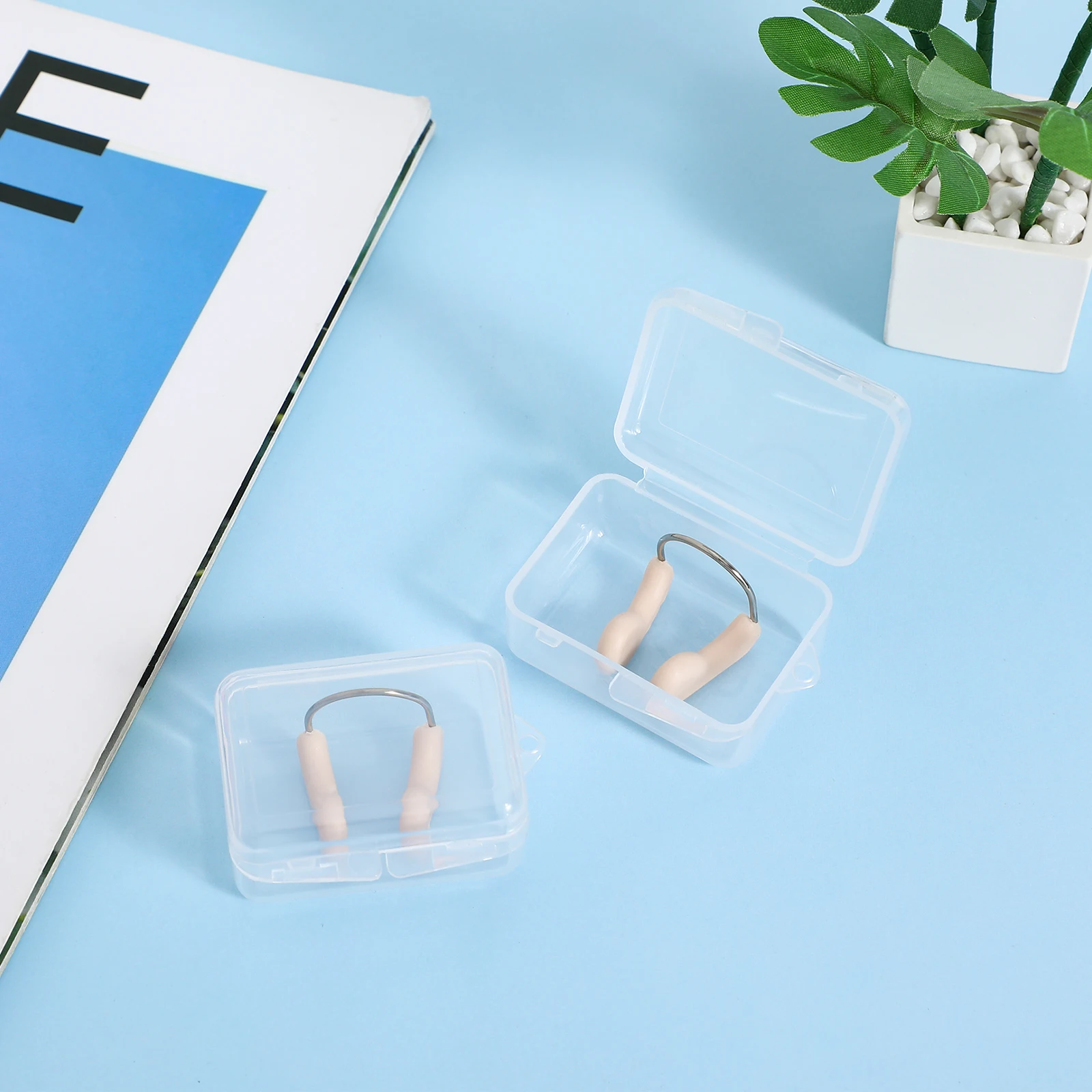 2Pcs Swimming Nose Clip Anti Water Inhalation Comfortable Padded Eco Friendly Tpr Durable Reusable Nose Guard for Adults Indoor
2Pcs Swimming Nose Clip Anti Water Inhalation Comfortable Padded Eco Friendly Tpr Durable Reusable Nose Guard for Adults Indoor