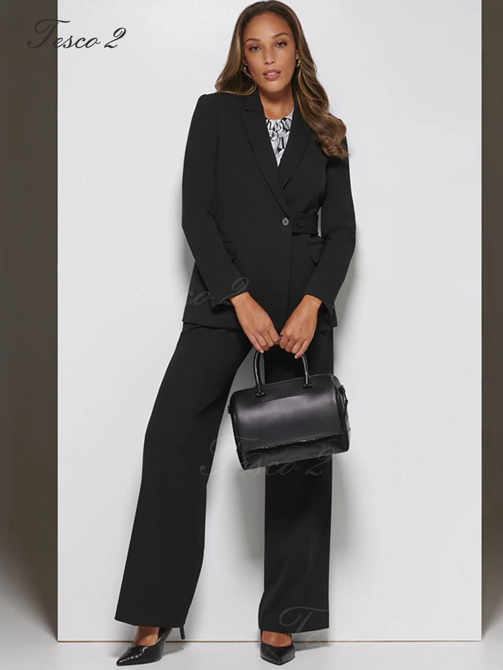 Tesco 2 Formal Women's Suit 2 Pieces Jacket+Pants Side Waistband Design For Wedding Loose Pants Business Office Lady Suit
Tesco 2 Formal Women's Suit 2 Pieces Jacket+Pants Side Waistband Design For Wedding Loose Pants Business Office Lady Suit
