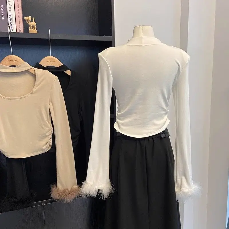 Cuffed T-shirt Base Shirt for Women's Autumn and Winter Velvet Inner Slim and Versatile Pleated Top
Cuffed T-shirt Base Shirt for Women's Autumn and Winter Velvet Inner Slim and Versatile Pleated Top
