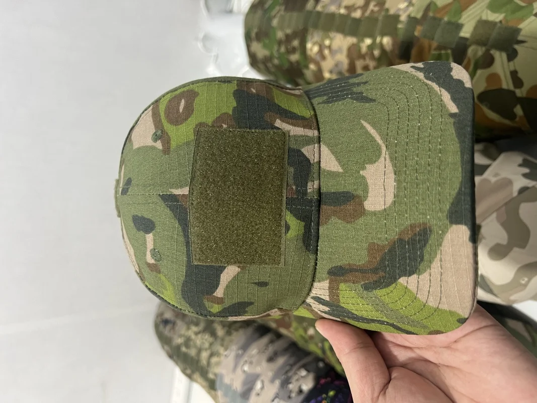 Big Five Leaf Camouflage Outdoor Baseball Hat
Big Five Leaf Camouflage Outdoor Baseball Hat