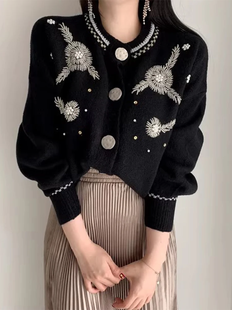 Шикарный свитер с вышивкой бисером в стиле ретро, пальто, женский комплект с юбкой, тяжелый рабочий осенний модный круглый свитер для поездок на работу, размер для взрослых
Шикарный свитер с вышивкой бисером в стиле ретро, пальто, женский комплект с юбкой, тяжелый рабочий осенний модный круглый свитер для поездок на работу, размер для взрослых