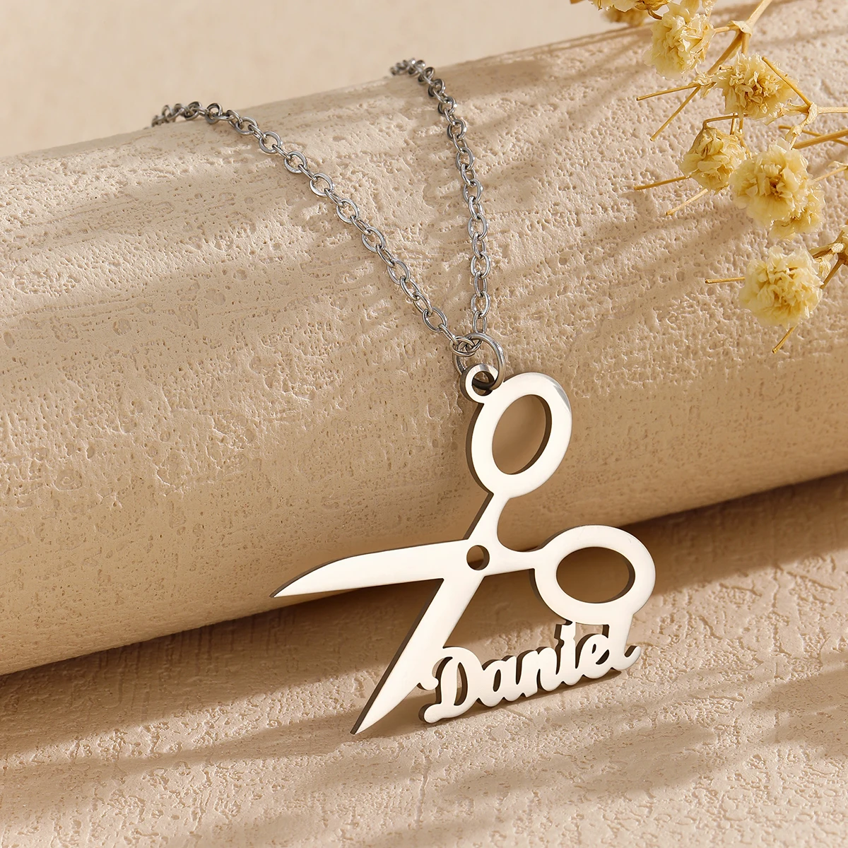 Custom Name Necklaces For Women Personalized Name Necklace With Scissors Choker Stainlesss Steel Wedding Jewelry
Custom Name Necklaces For Women Personalized Name Necklace With Scissors Choker Stainlesss Steel Wedding Jewelry