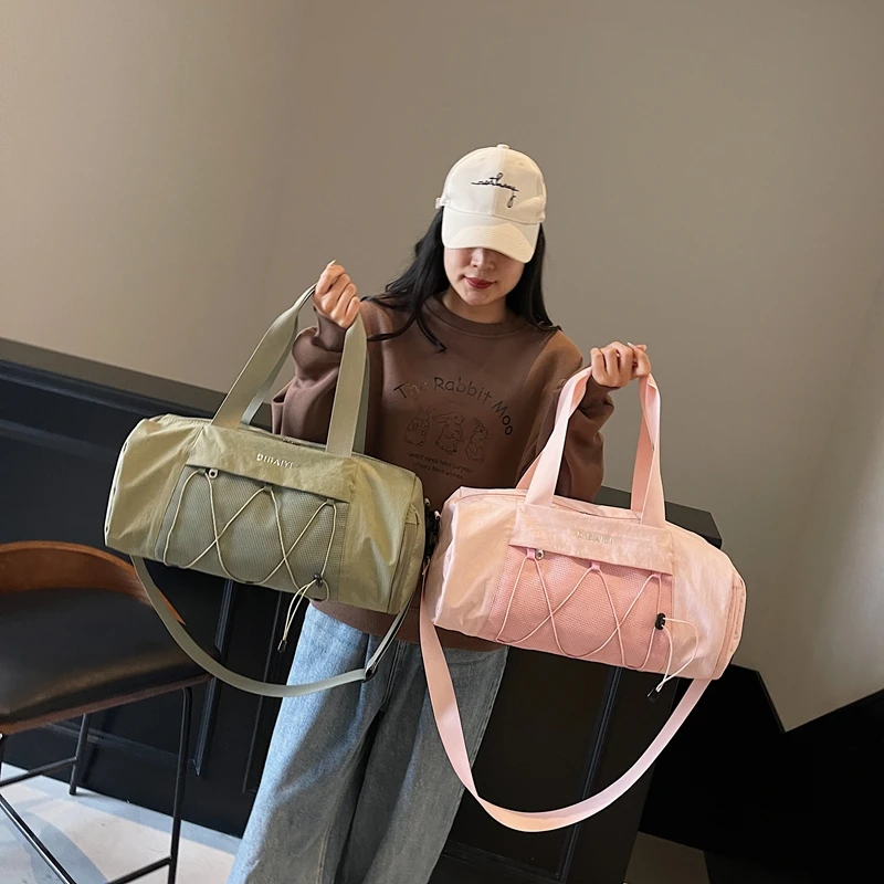 New Fashion Sports Gym Bag Large Capacity Unisex Travel Bag Waterproof Training Duffel Bag Outdoor Oxford Handbag Shoulder Bag
New Fashion Sports Gym Bag Large Capacity Unisex Travel Bag Waterproof Training Duffel Bag Outdoor Oxford Handbag Shoulder Bag
