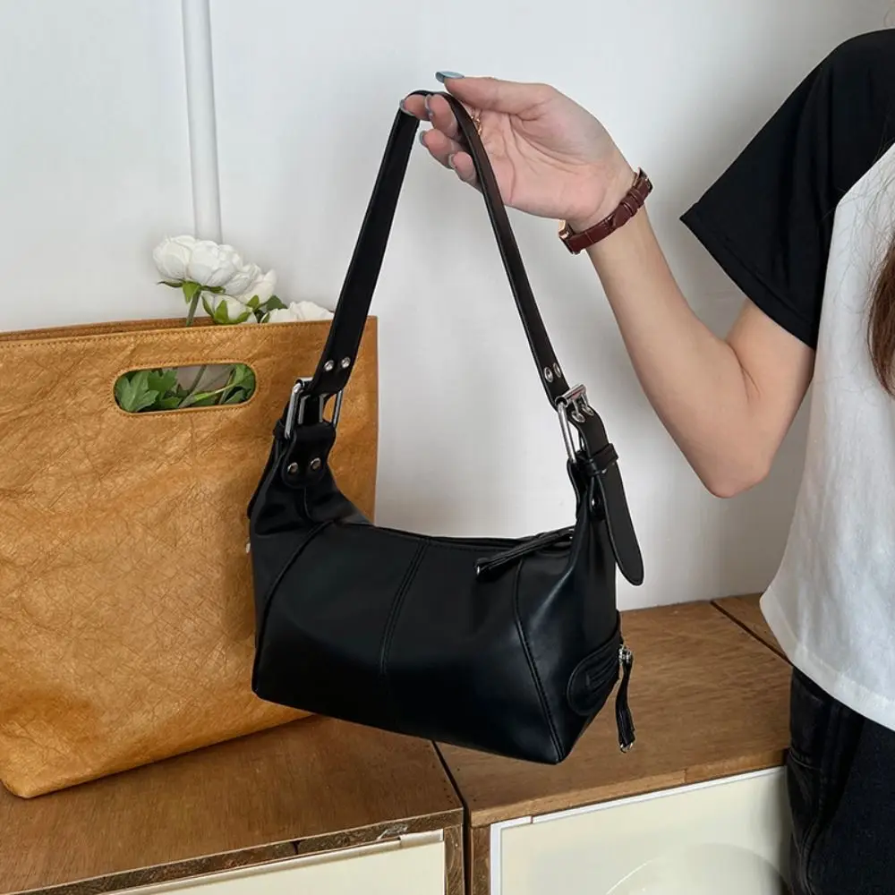 Trend Y2K Retro Shoulder Bag Fashion Korean Armpit Bag Handbag Spicy Girl Vintage Underarm Bag Streetwear
Trend Y2K Retro Shoulder Bag Fashion Korean Armpit Bag Handbag Spicy Girl Vintage Underarm Bag Streetwear