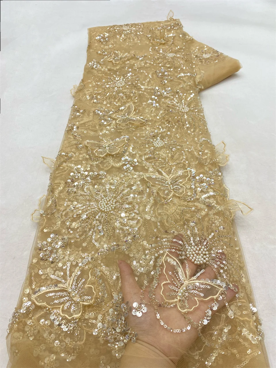 French African 3D Lace Fabric 2024 with Beaded High Quality Embroidery for Women Wedding Dress Nigerian Lace Mesh Fabric XZ6157
French African 3D Lace Fabric 2024 with Beaded High Quality Embroidery for Women Wedding Dress Nigerian Lace Mesh Fabric XZ6157