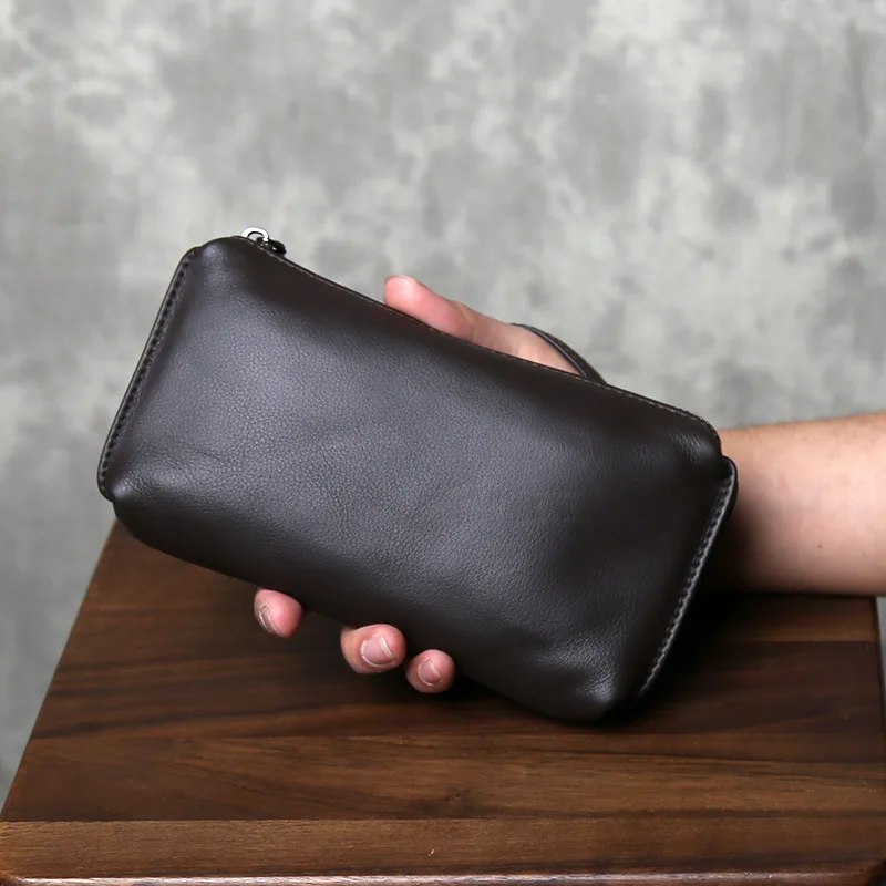 Men's Full-Grain Leather Clutch Spacious Casual Handheld Bag Soft-Tanned Minimalist Organizer for Business Travel Essentials
Men's Full-Grain Leather Clutch Spacious Casual Handheld Bag Soft-Tanned Minimalist Organizer for Business Travel Essentials