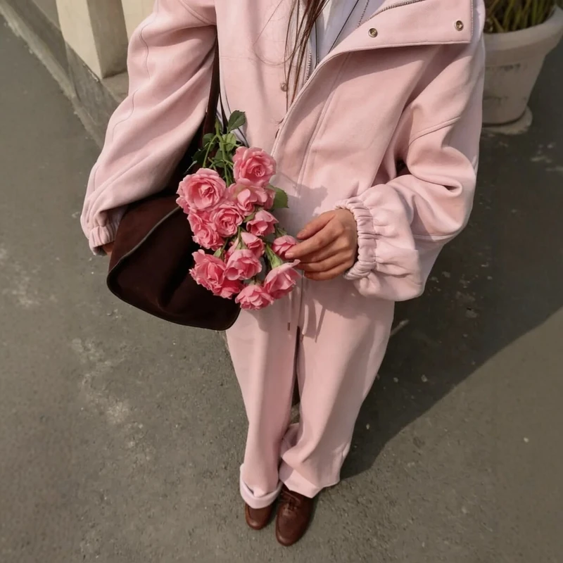 2026 Autumn New Loose Loose Solid Color Hoodie Top and Pants Two Piece Set for Women
2026 Autumn New Loose Loose Solid Color Hoodie Top and Pants Two Piece Set for Women