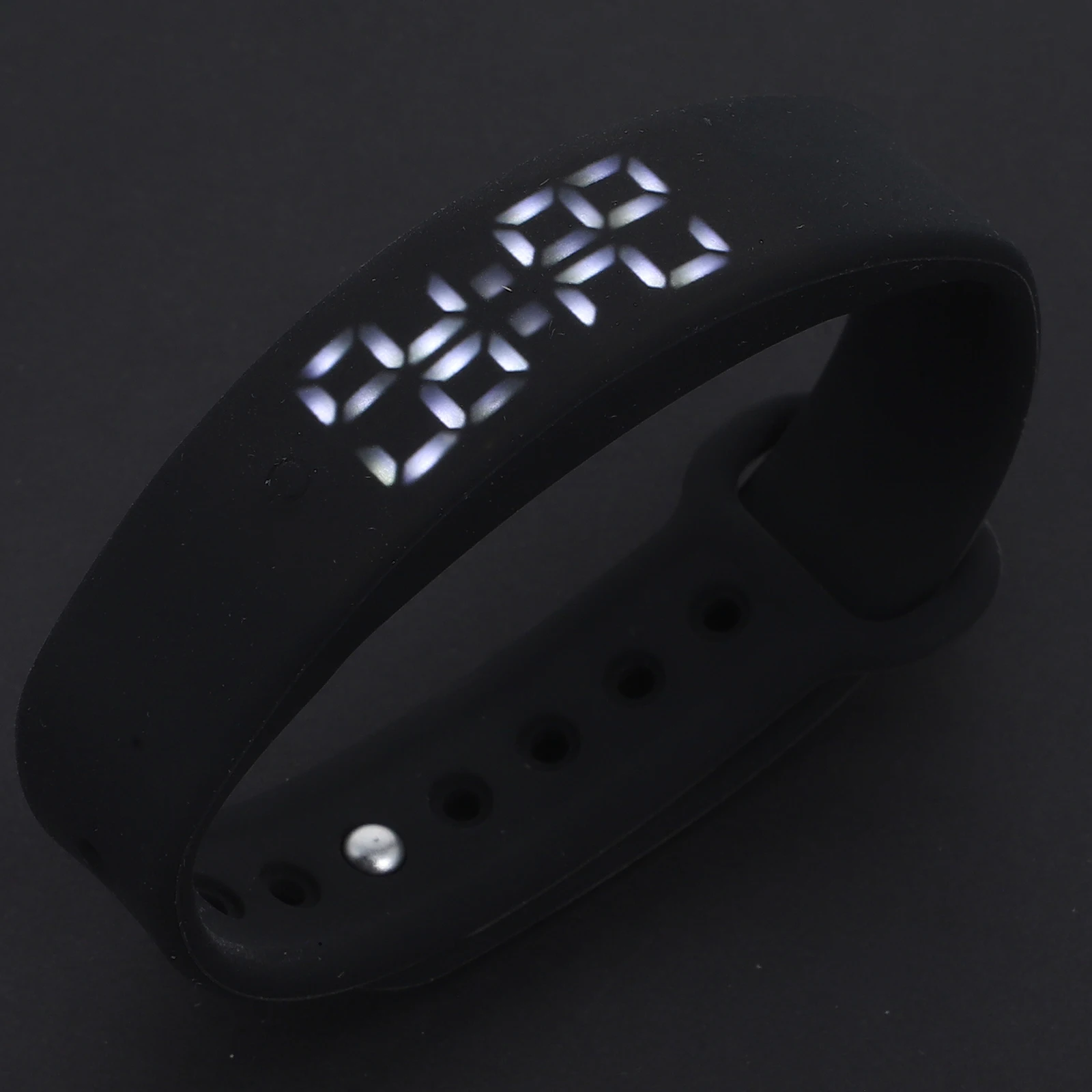Smart Wristband Gel LED 255x16x9 2mm 50mA USB 2 0 Pedometer Sleep Monitor Temperature Alarm Reminder Adjustable
Smart Wristband Gel LED 255x16x9 2mm 50mA USB 2 0 Pedometer Sleep Monitor Temperature Alarm Reminder Adjustable