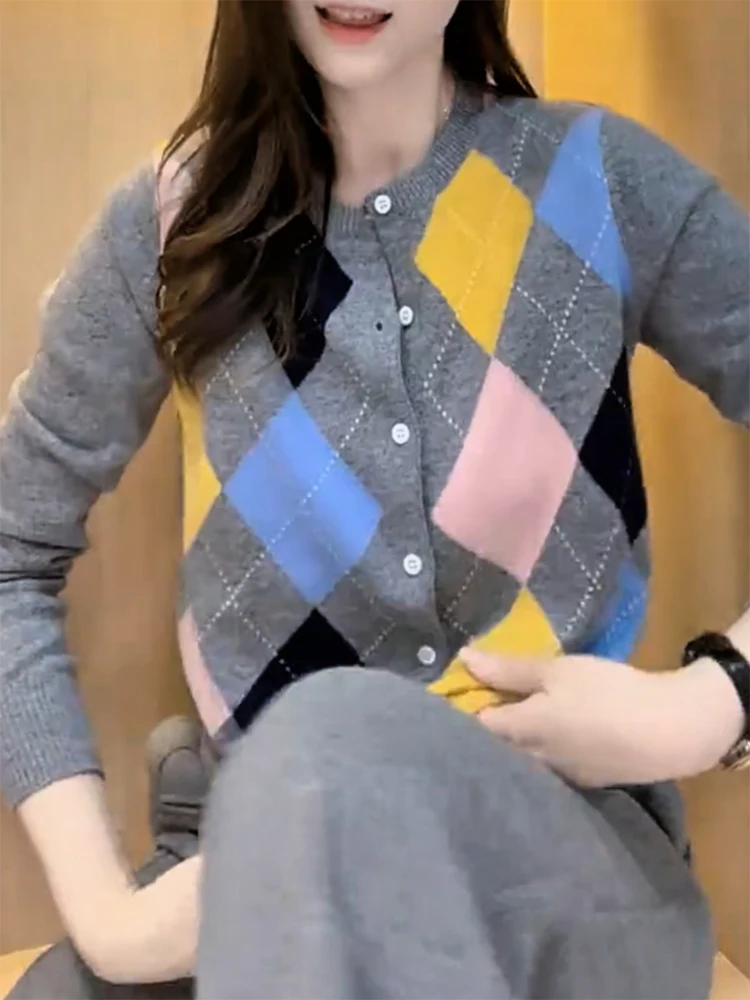 Korean Sle Vintage Knitted Cardigan Color Blo Diamond Pattern plus Size Slimming Versatile Women's Long Sve Warm Coat
Korean Sle Vintage Knitted Cardigan Color Blo Diamond Pattern plus Size Slimming Versatile Women's Long Sve Warm Coat