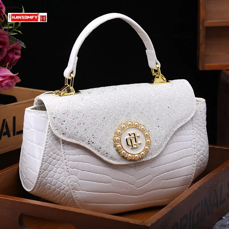 Women's Bag 2024 New Fashion Diamonds Genuine Leather White Handbags Senior Single Shoulder Crossbody Bag 2024 New Saddle Bags
Women's Bag 2024 New Fashion Diamonds Genuine Leather White Handbags Senior Single Shoulder Crossbody Bag 2024 New Saddle Bags