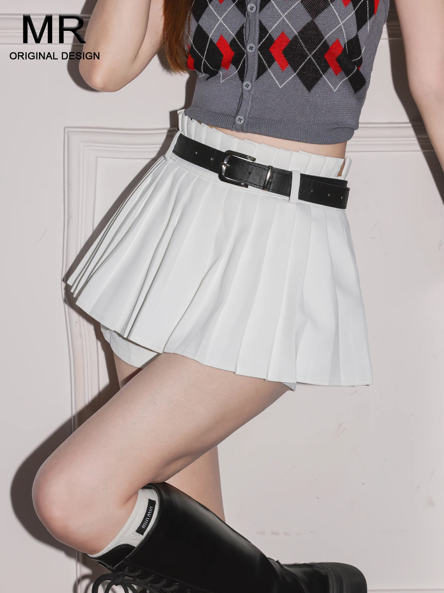 White Ballet Style High Waist Pleated Short Skirt Women's A-Line Skirt Summer Anti-Light Slimming Sweet Spicy Half-lengt...
White Ballet Style High Waist Pleated Short Skirt Women's A-Line Skirt Summer Anti-Light Slimming Sweet Spicy Half-lengt...