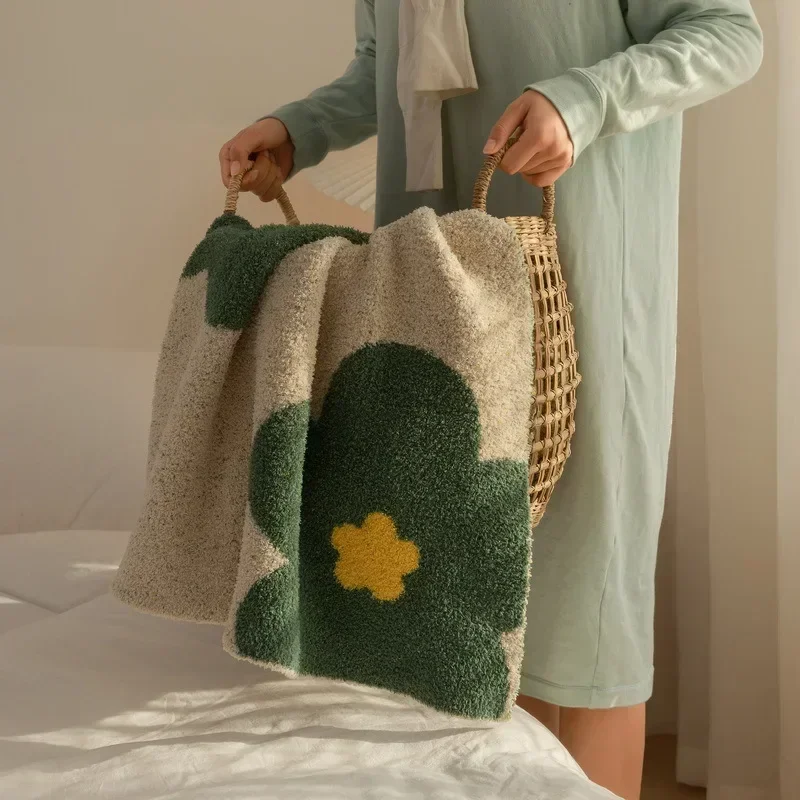 Korean Kawaii Blankets Carpet Decoration Flower Blanket Bedroom Sofa Leisure Office Single Tapestry Sofa Blanket Throw Blankets
Korean Kawaii Blankets Carpet Decoration Flower Blanket Bedroom Sofa Leisure Office Single Tapestry Sofa Blanket Throw Blankets