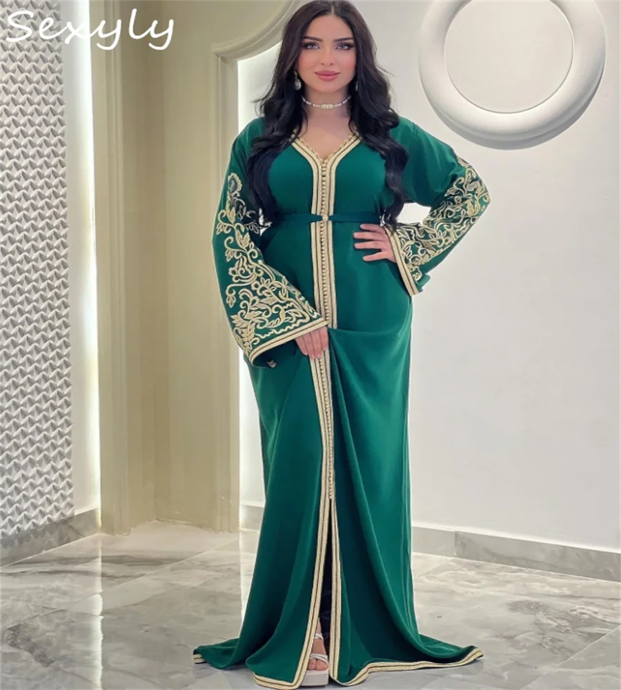 Emerald Green Embroidery Kaftan Evening Dress Modern Plus Size Middle East Arabian Dubai Prom Dress Engagement Formal Customized
Emerald Green Embroidery Kaftan Evening Dress Modern Plus Size Middle East Arabian Dubai Prom Dress Engagement Formal Customized