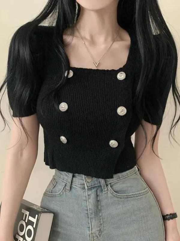 Chic Knitted Top with Double Row Buttons Short Sleeve Square Collar Slim Fit Design Summer Fashion Women's Polyester Fiber
Chic Knitted Top with Double Row Buttons Short Sleeve Square Collar Slim Fit Design Summer Fashion Women's Polyester Fiber