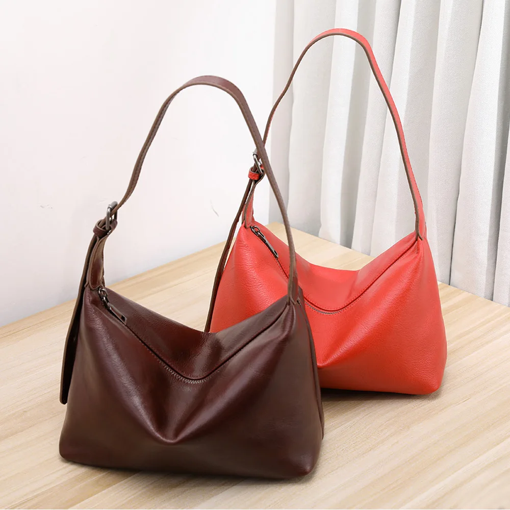 2025 Layer Vegetable Tanned Cowhide Niche Women's Armpit Bag Multi-functional Single Shoulder Crossbody Leather Designer Luxury
2025 Layer Vegetable Tanned Cowhide Niche Women's Armpit Bag Multi-functional Single Shoulder Crossbody Leather Designer Luxury