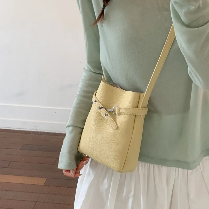 Fashion Women phone bag PU Leather Wallet ladies bucket Shoulder Messenger Bag small design female Clutches purse bolsas
Fashion Women phone bag PU Leather Wallet ladies bucket Shoulder Messenger Bag small design female Clutches purse bolsas