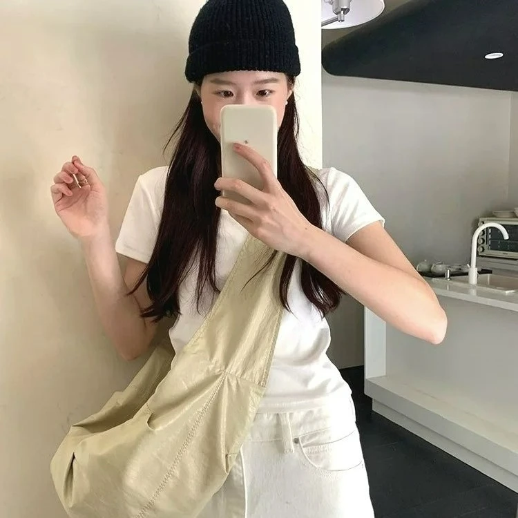 Korean Casual Ins Large Capacity Folded Hobos Bags Versatile Single Shoulder Diagonal Cross Cow Bag
Korean Casual Ins Large Capacity Folded Hobos Bags Versatile Single Shoulder Diagonal Cross Cow Bag