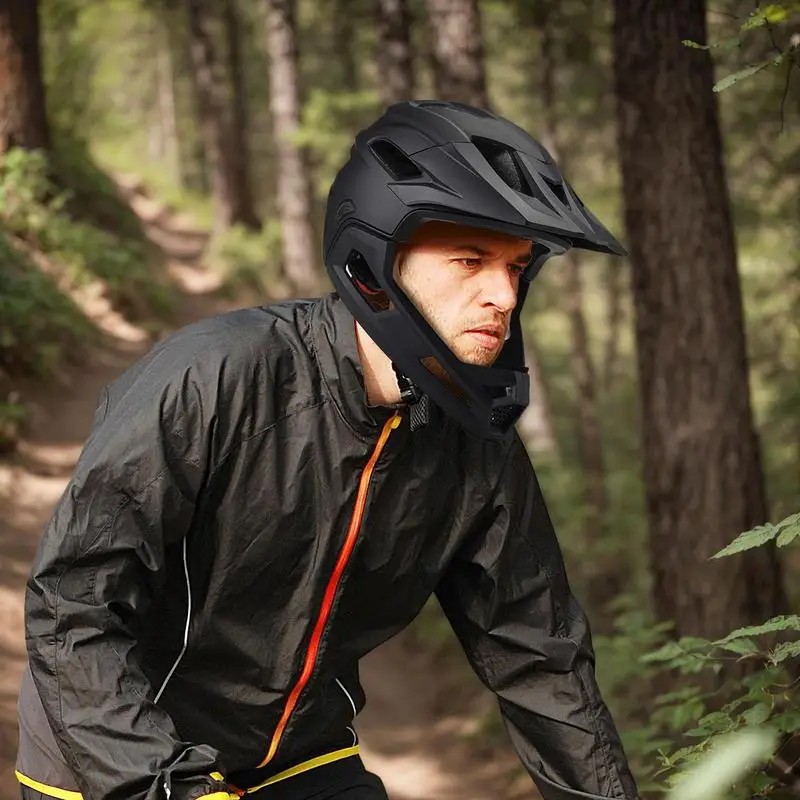 Шлемы для взрослых Мужские шлемы для горного велосипеда Легкое регулируемое мультиспортивное велосипедное снаряжение с профессиональной защитой
Шлемы для взрослых Мужские шлемы для горного велосипеда Легкое регулируемое мультиспортивное велосипедное снаряжение с профессиональной защитой