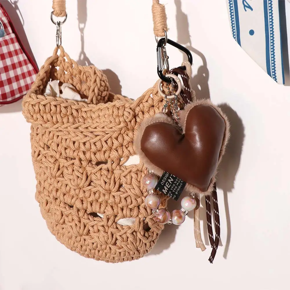 Корейский кожаный брелок-подвеска Y2K для сумки, коричневый, с бантом, бисером и мягким сердцем, в форме сердца, с защитой от потери, для девочек
Корейский кожаный брелок-подвеска Y2K для сумки, коричневый, с бантом, бисером и мягким сердцем, в форме сердца, с защитой от потери, для девочек