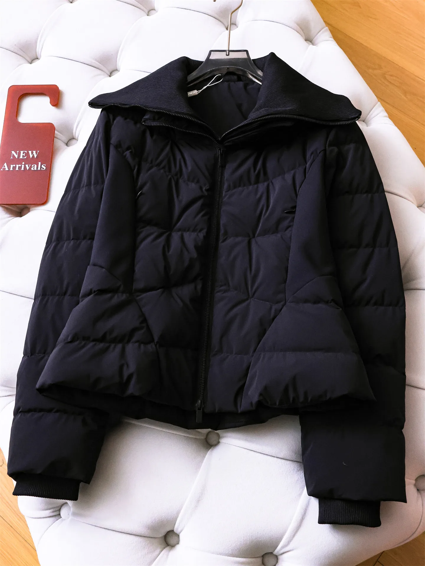 Slim Fit Warmth Duck down Jacket Women's Casual Style Splice Knitted Coat Long Sleeve Coat Waist-Cinching Bunting Design
Slim Fit Warmth Duck down Jacket Women's Casual Style Splice Knitted Coat Long Sleeve Coat Waist-Cinching Bunting Design