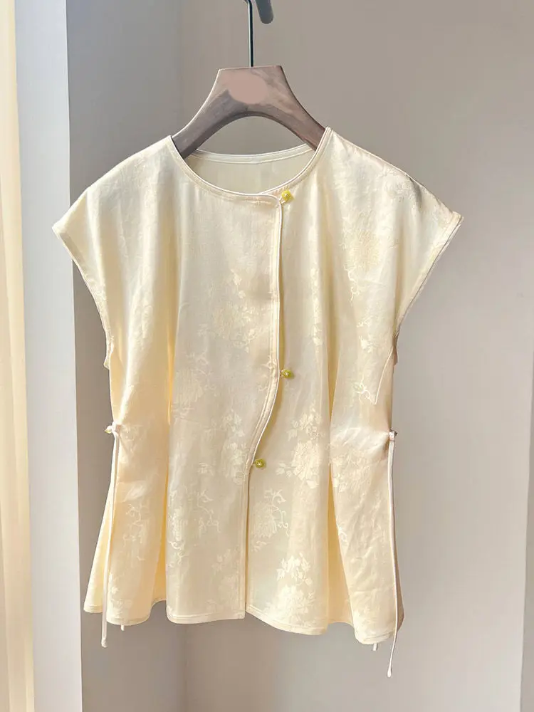 Satin Silk Jacquard Blouses Women Short Sleeve Retro Tops Vintage Chinese Style Cheongsam Top Oversized
Satin Silk Jacquard Blouses Women Short Sleeve Retro Tops Vintage Chinese Style Cheongsam Top Oversized