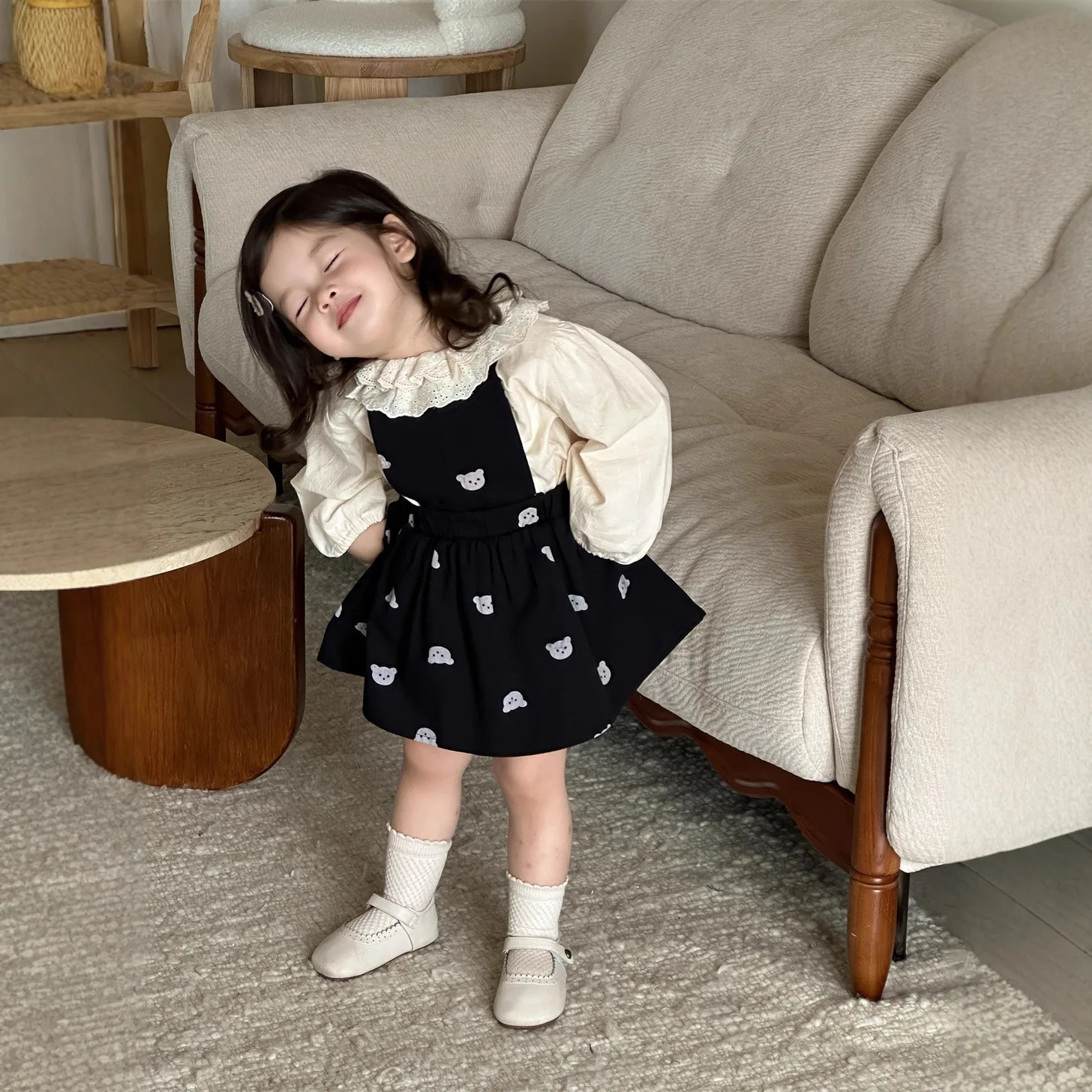 Children's Doll Shirt, Shoulder Strap Skirt Set, Autumn 2025 New Korean Version Children's Clothing, Girls' Set
Children's Doll Shirt, Shoulder Strap Skirt Set, Autumn 2025 New Korean Version Children's Clothing, Girls' Set