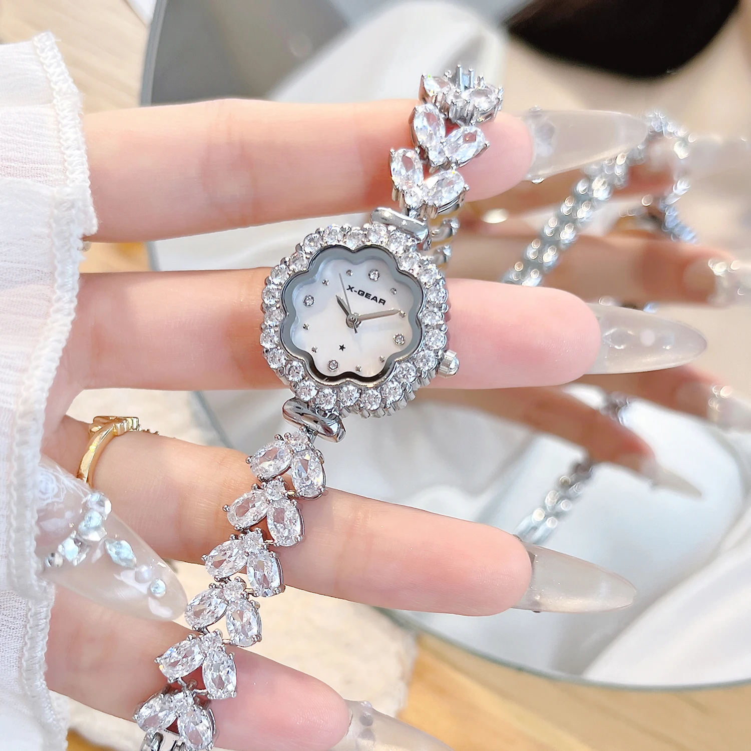 X-GEAR модные женские часы элегантные повседневные наручные часы с кварцевым механизмом из нержавеющей стали для вечеринок
X-GEAR модные женские часы элегантные повседневные наручные часы с кварцевым механизмом из нержавеющей стали для вечеринок