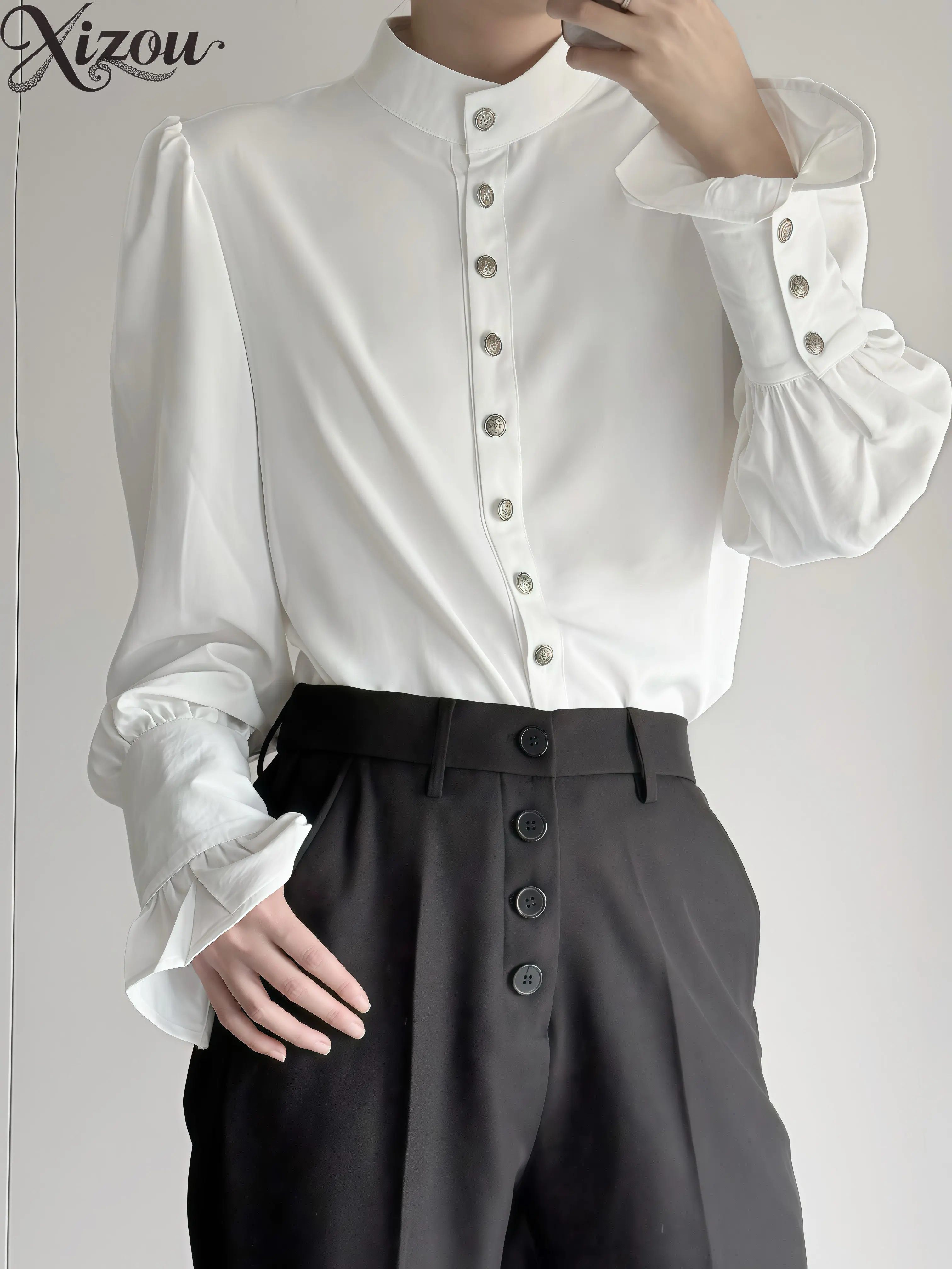 2026 Spring French Vintage Court Style Stand Collar White Button-Up Blouse Women Puffed Long Sleeve Elegant Office Casual Top
2026 Spring French Vintage Court Style Stand Collar White Button-Up Blouse Women Puffed Long Sleeve Elegant Office Casual Top
