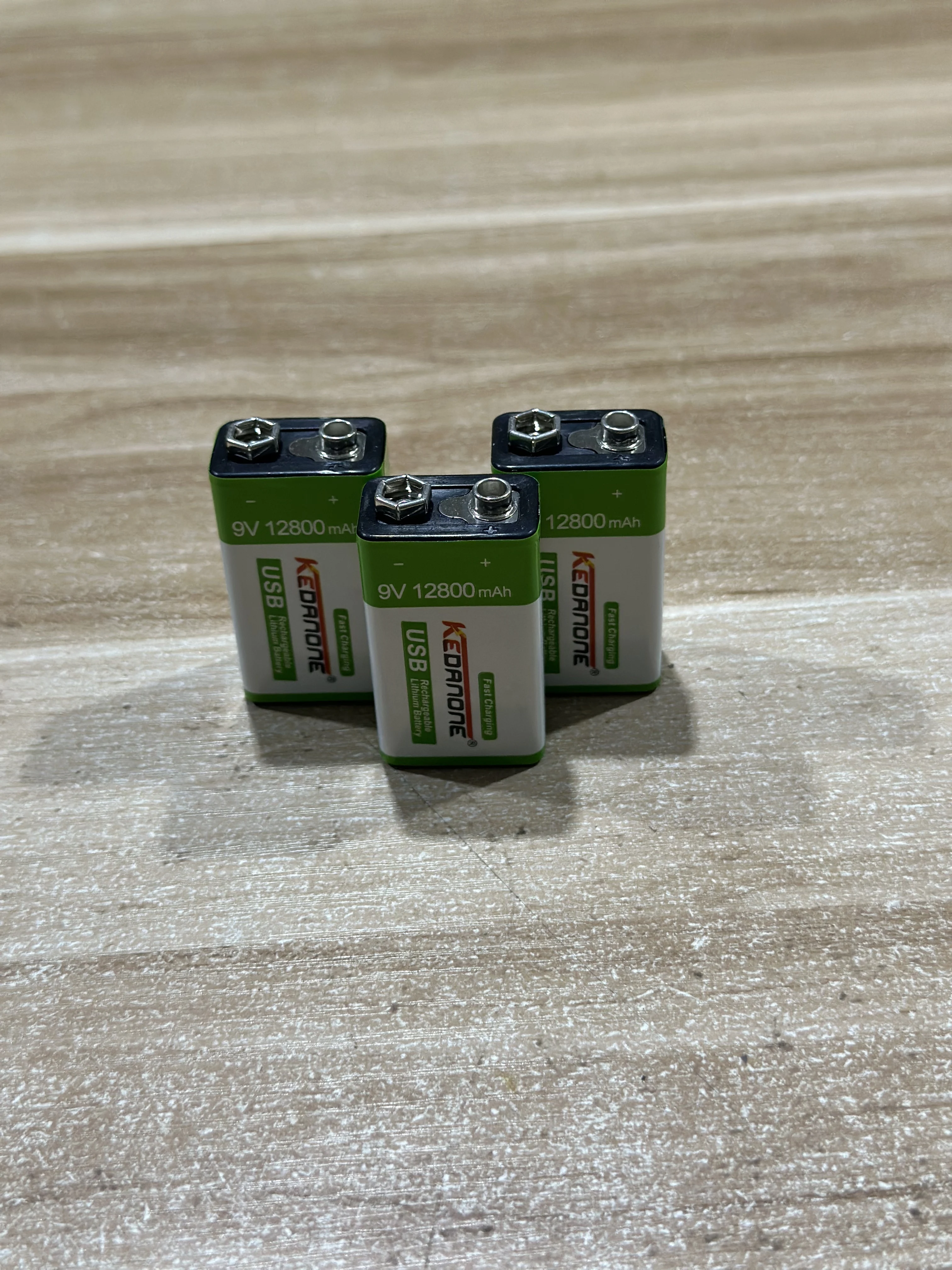 9V Rechargeable Battery 12800mAh USB Type-C Rechargeable 6F22 9V Li-ion Battery for RC Helicopeter Model Multimeter Toy
9V Rechargeable Battery 12800mAh USB Type-C Rechargeable 6F22 9V Li-ion Battery for RC Helicopeter Model Multimeter Toy