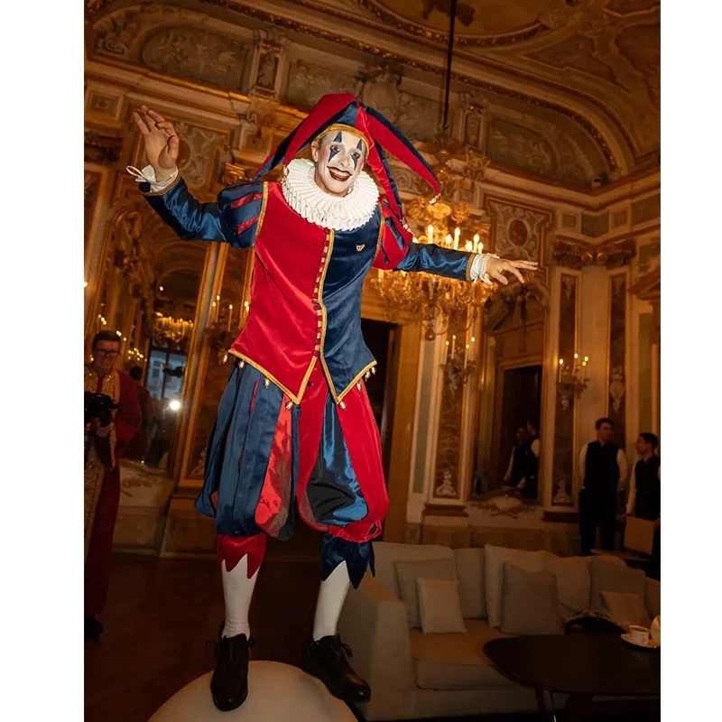 Custom Made 18th Century Medieval Period Mens Court Jester Costume Adult Venetian Jester Joker Costume Clown Suit With Hat
Custom Made 18th Century Medieval Period Mens Court Jester Costume Adult Venetian Jester Joker Costume Clown Suit With Hat