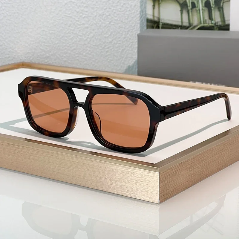 2025 New Quality Vintage Acetate Square Sunglasses Fashion Men Tortoise Frame Tortoise Black Female Trendy Solar Glasses
2025 New Quality Vintage Acetate Square Sunglasses Fashion Men Tortoise Frame Tortoise Black Female Trendy Solar Glasses