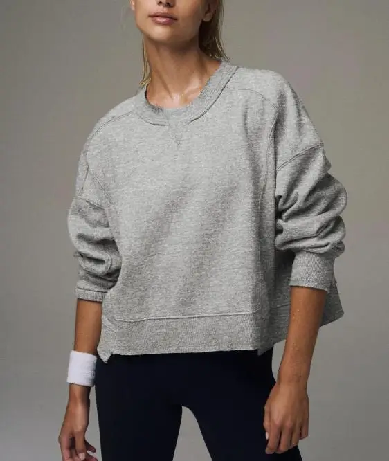 Popular Fashion Women's Loose Long Sleeved Hoodie
Popular Fashion Women's Loose Long Sleeved Hoodie