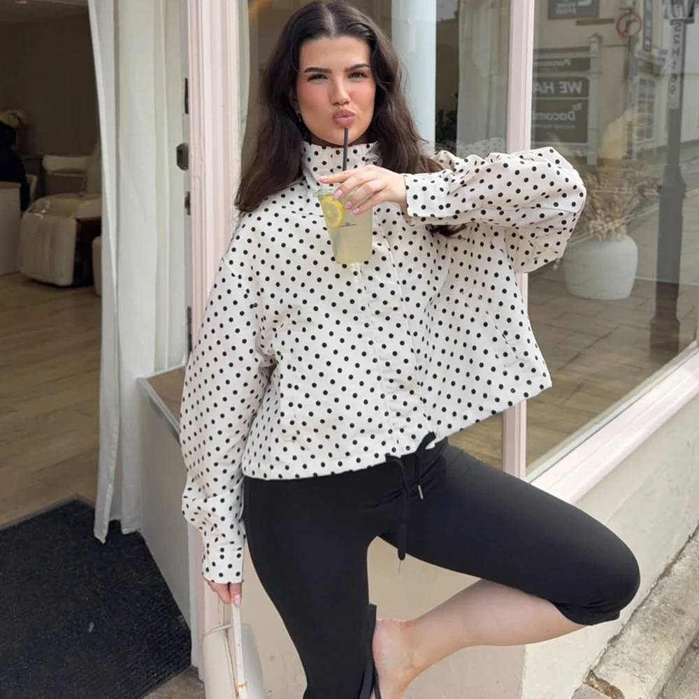 Talenza Women's Polka Dot Coats Fashion Casual Oversized Top Fitted Shorts Set Elegant Luxury Commuter New Vintage Female Jacket
Talenza Women's Polka Dot Coats Fashion Casual Oversized Top Fitted Shorts Set Elegant Luxury Commuter New Vintage Female Jacket