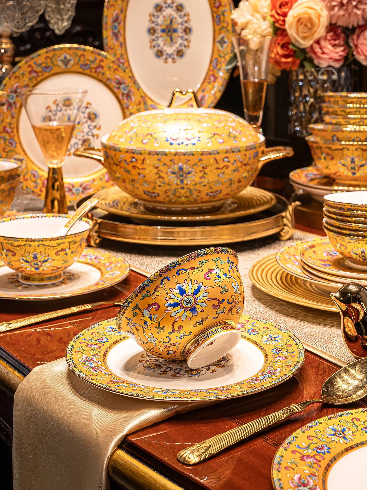 Jingdezhen Enamel Bowl Plate DIY Combination Dining Bowl Noodle Bowl Di Plate Home High End Bone China Material
Jingdezhen Enamel Bowl Plate DIY Combination Dining Bowl Noodle Bowl Di Plate Home High End Bone China Material