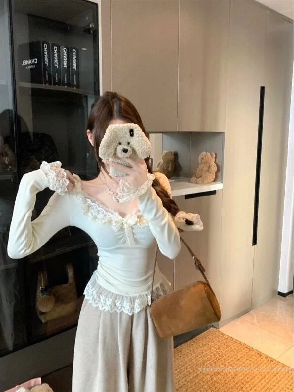 Pure Desire Lace Splice Knot V-neck Long Sleeve Women's T-shirt Slim Fit Waist-cinching Base Shirt Top
Pure Desire Lace Splice Knot V-neck Long Sleeve Women's T-shirt Slim Fit Waist-cinching Base Shirt Top
