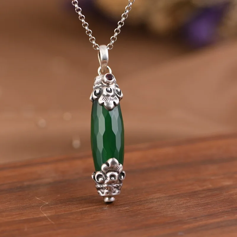 Olive Shaped Facet Green Agate Pendants for Women Long Stick 925 Sterling Silver Vintage Vines Necklaces Exotic Jewelry NO Chain
Olive Shaped Facet Green Agate Pendants for Women Long Stick 925 Sterling Silver Vintage Vines Necklaces Exotic Jewelry NO Chain