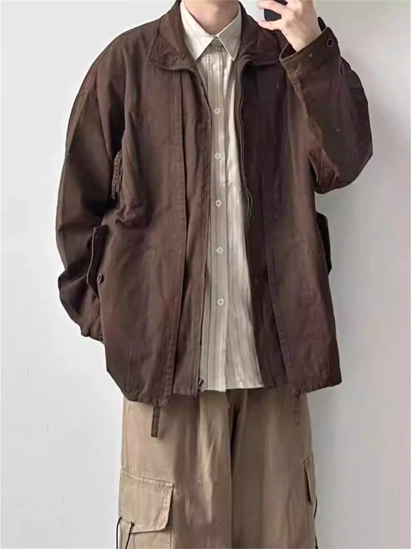 Retro Brown Workwear Jaet Men's Waed Loose Silhouette Turn-down Collar Jaet Youth Trend Spring Autumn Regular Sve
Retro Brown Workwear Jaet Men's Waed Loose Silhouette Turn-down Collar Jaet Youth Trend Spring Autumn Regular Sve