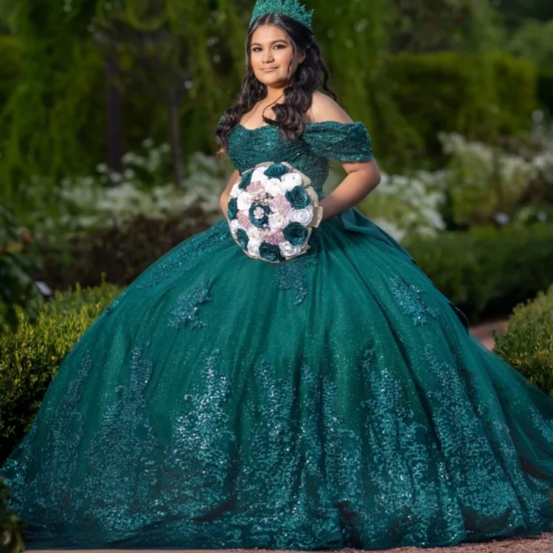 Dark Green Quinceanera Dresses Off the Shoulder Glitter Crystal Decal Long tail Bow Vestido e 15 Quinceanera Customize
Dark Green Quinceanera Dresses Off the Shoulder Glitter Crystal Decal Long tail Bow Vestido e 15 Quinceanera Customize