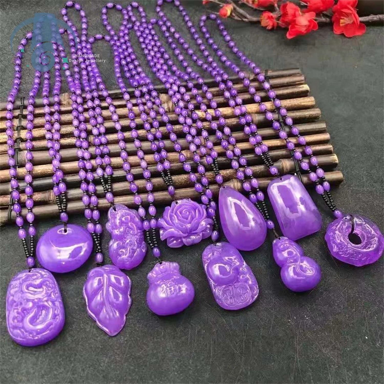 Pixiu Pendant Faux Amber Purple Color Gourd Safe Buckle Water Drop Design Couple Lovers Statement Necklace Chain
Pixiu Pendant Faux Amber Purple Color Gourd Safe Buckle Water Drop Design Couple Lovers Statement Necklace Chain