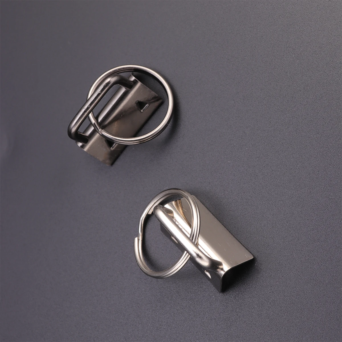 30pcs Fabric Key Chain Fob Wristlet Metal Key Ring Hardware 25Mm Nickel Bronze Durable Sturdy For Bags Suitcases Straps Ribbon
30pcs Fabric Key Chain Fob Wristlet Metal Key Ring Hardware 25Mm Nickel Bronze Durable Sturdy For Bags Suitcases Straps Ribbon
